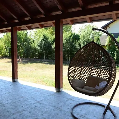 Prijatan Odmor U Bijeljini Holiday home *