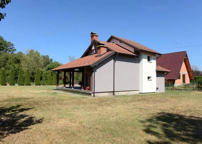 Ferienhaus Prijatan Odmor U Bijeljini