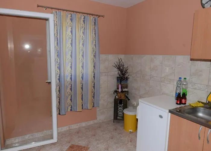 Prijatan Odmor U Bijeljini Ferienhaus