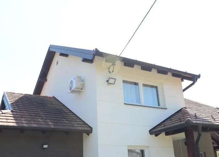 Ferienhaus Prijatan Odmor U Bijeljini *